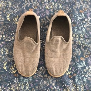 Grey Allbirds wool lounger